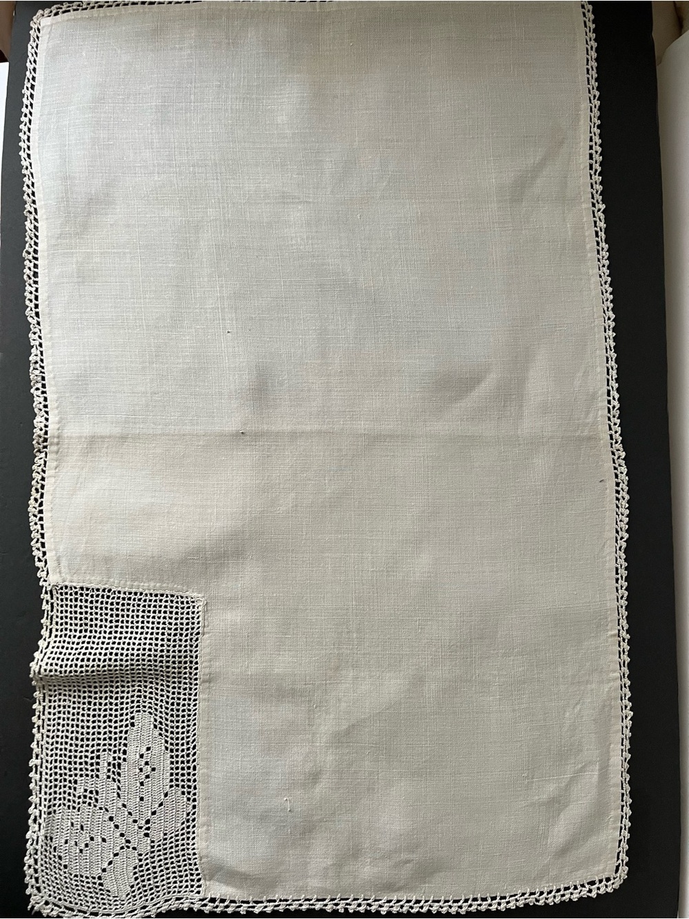 Vintage Cream Linen Crochet-Trim Table Runner